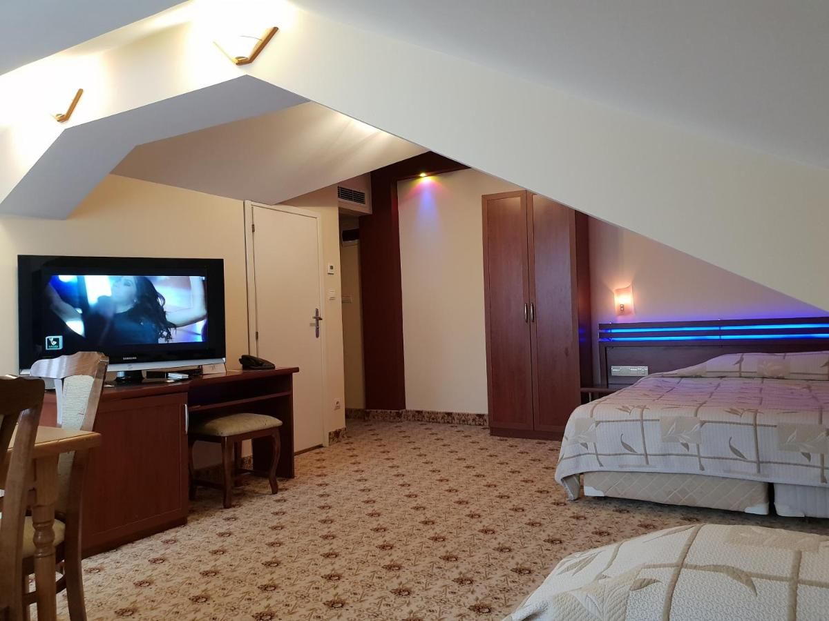 Отель National Palace Hotel Сливен-30