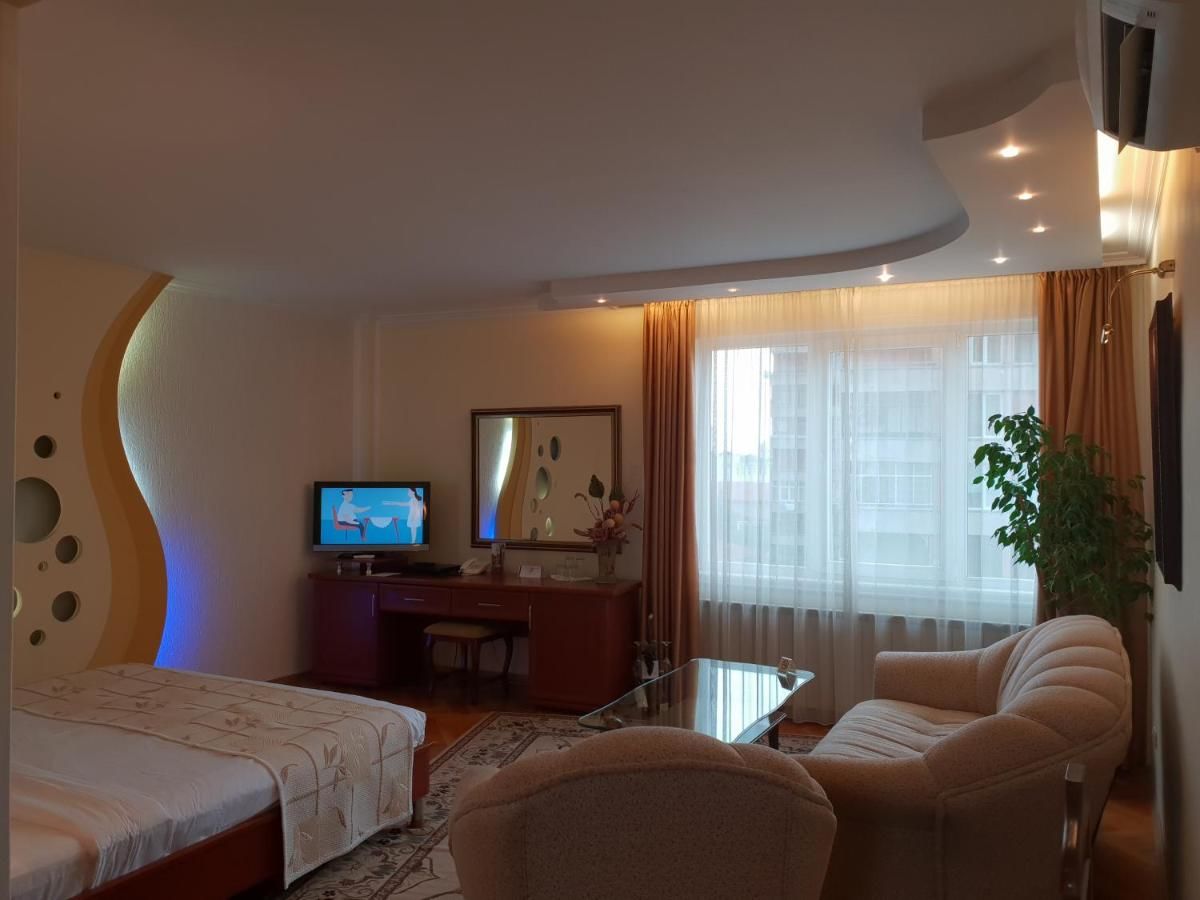 Отель National Palace Hotel Сливен